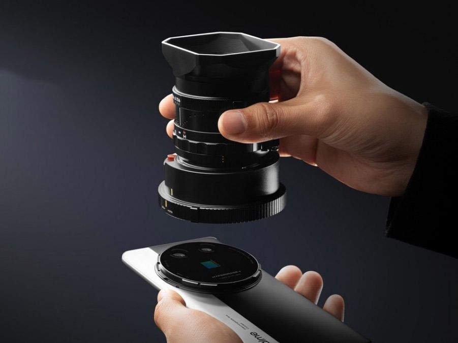 Ultra概念手机兼备包括Leica M系列等M-mount镜头。 Ultra概念手机兼备包括Leica M系列等M-mount镜头。