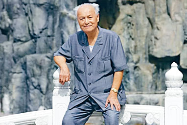 中國官方昨天公布李銳死訊。