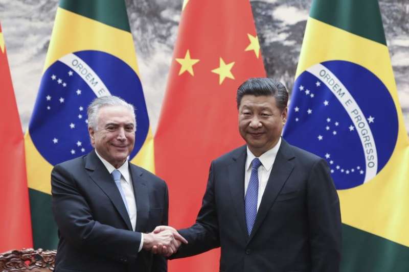 中國和巴西關係密切。