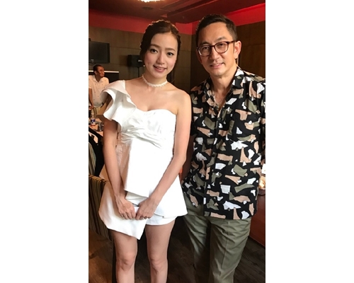李思欣夥拍吳啟華拍戲。