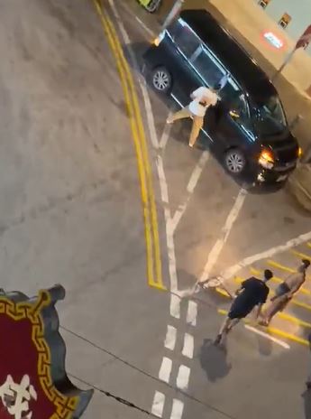 他們其後分批駕車離開。fb 車cam L（香港群組）ModestShark1165影片截圖 