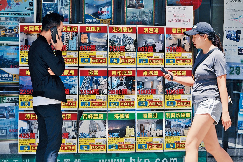 據本報追蹤20個指標屋苑單位估價，有10個按月跌0.18%至2.96%。