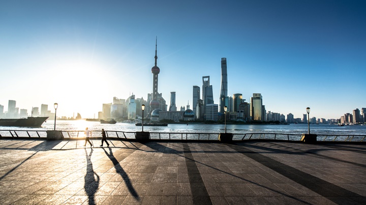 上海市人大通過決定,僱主不得以曾新冠陽性為由拒聘。iStock示意圖