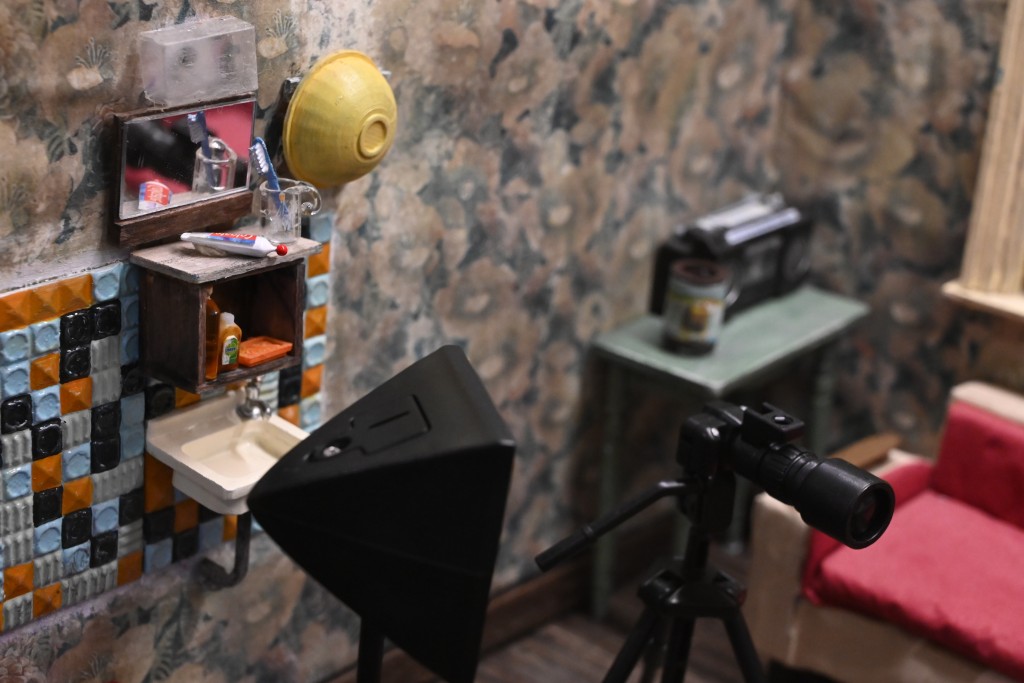 部分微縮模型細致的設有攝影機及燈光位。