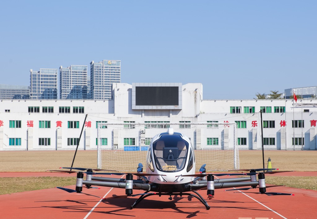 廣州黃埔公安裝備全國首台警用載人無人機。中新社