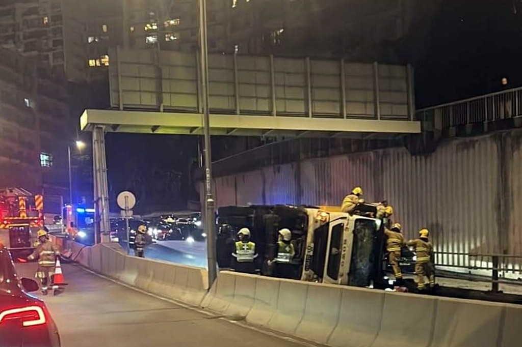 消防到場救援。fb：香港交通突發報料區突發事故資迅谷