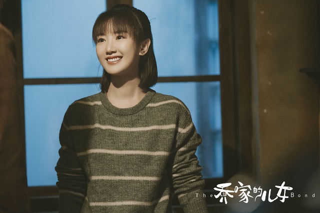 《喬家的兒女》陣容不乏「老戲骨」及新生代演員，圖為飾演喬三麗的毛曉彤。