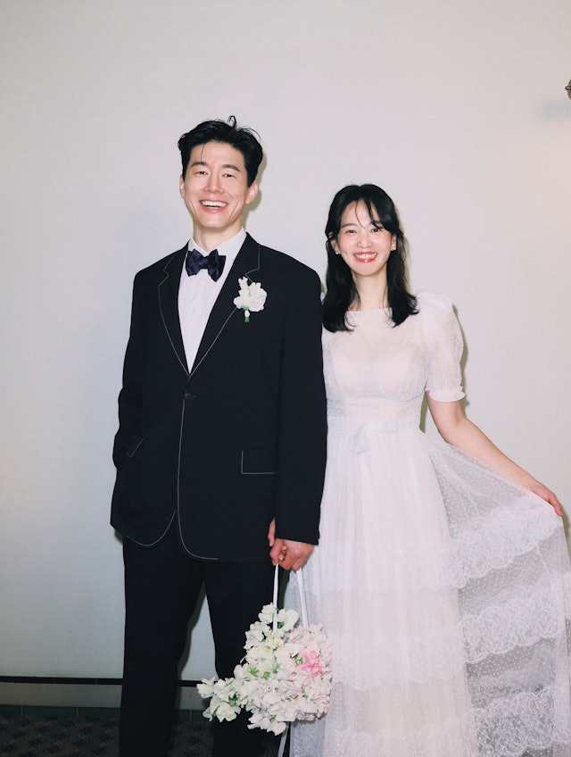 金武烈於2015年與演員尹昇娥結婚。 金武烈於2015年與演員尹昇娥結婚。