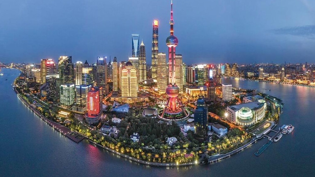 中國經濟發展龍頭上海。