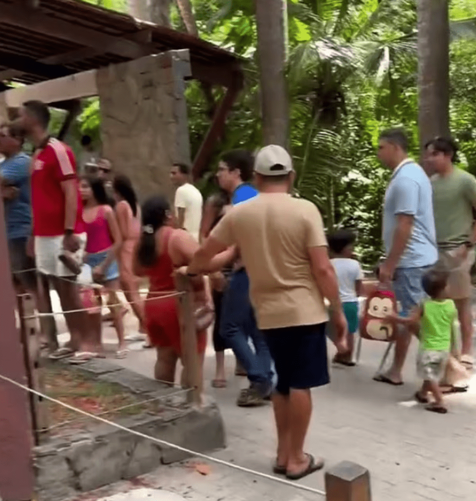 阿魯達卡馬拉公園遊人如鯽。