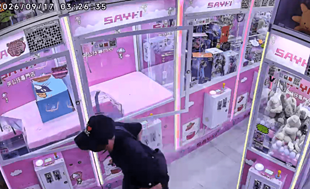 賊人聽到店內喇叭聲逃走。受訪者提供