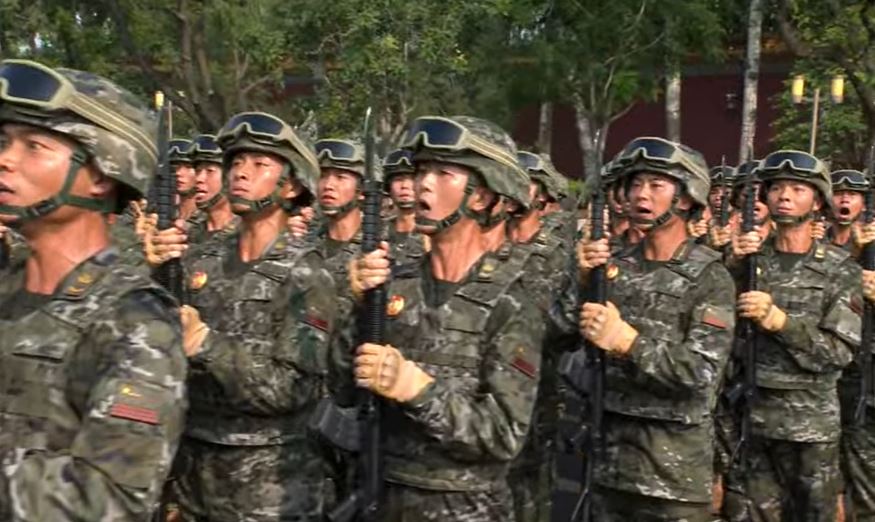 閱兵儀式開始。 央視截圖