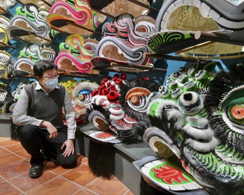 伍志和是三國迷，今次獅頭製作展品中有他最愛的關羽獅。盧江球攝