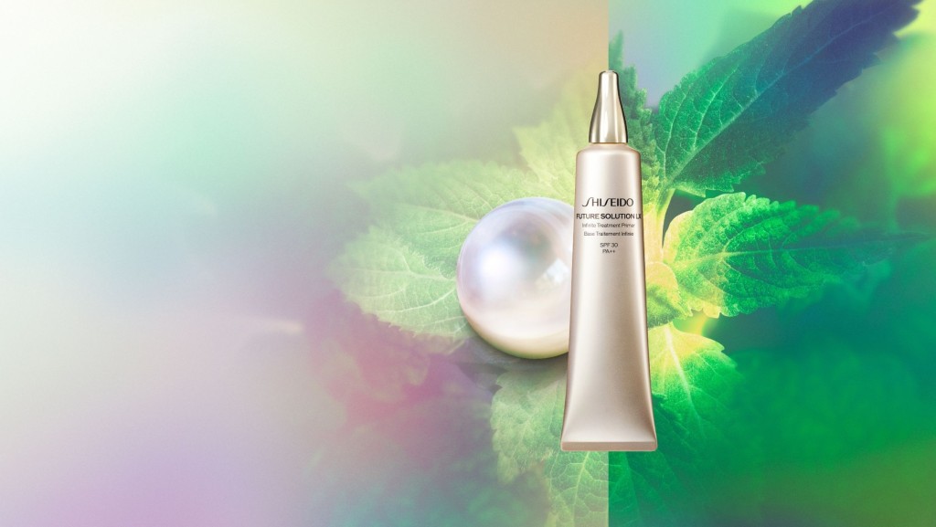 Shiseido晶鑽環采珍珠光澤妝前乳霜SPF30 PA++/$480,其首創的珍珠環采光感技術及珍珠層技術,能折射光綫以為肌膚調色,並全方位隔絕紫外綫及空氣污染的傷害。 另糅合日本傳奇再生植物延命草、日本Akoya珍珠末及24K純淨黃金粉末,高效抗氧 化。