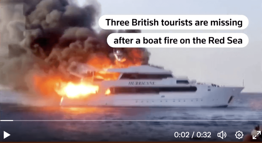 船上发出疑是爆炸的巨大火光。路透社新闻截图