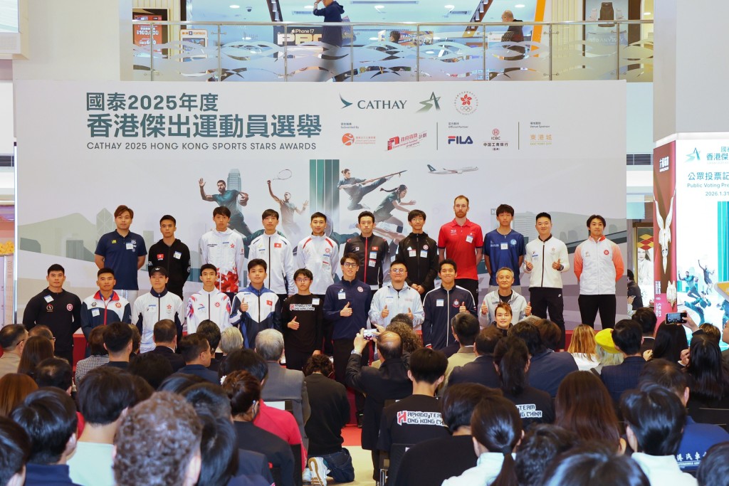 傑出男運動員候選人出席今日公投拉票活動。徐嘉華攝