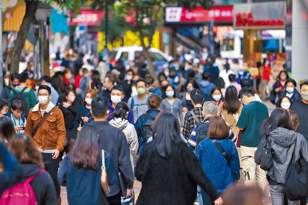 港人生活成本續升，上月整體消費物價上升2.4%。