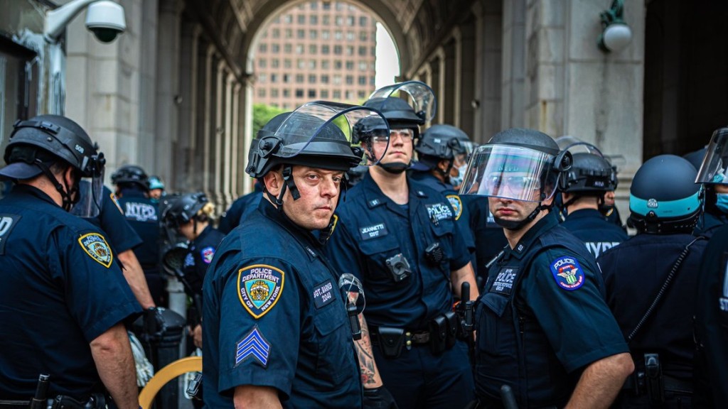 不少紐約警員選擇提早退休或申請到另處任職。資料圖片