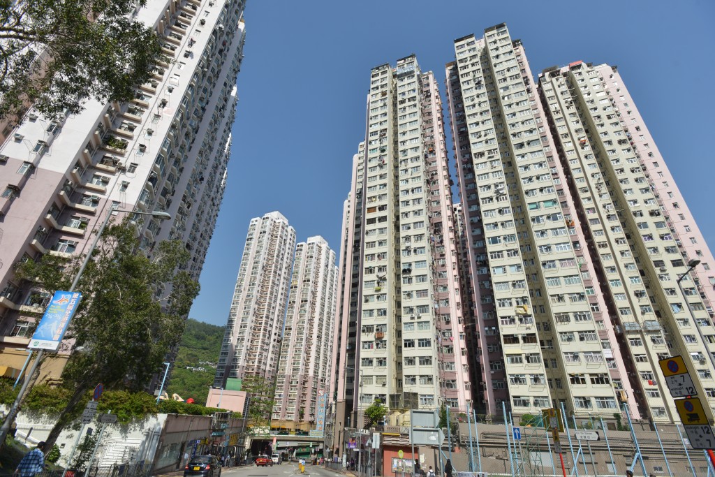 荃灣中心一房放盤2日以410萬沽。