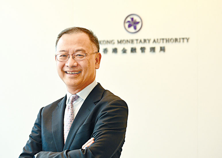 余偉文表示,金管局有機會加快承接港元沽盤,直至港息貼近美息並達致平穩。