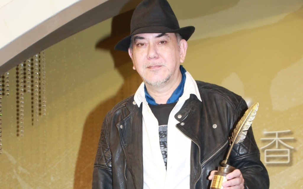 近期频频获奖的黄秋生笑言「不会手软，有奖就继续攞。」