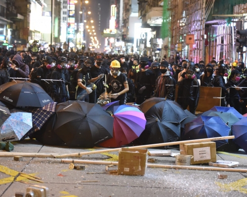 示威者堵塞彌敦道