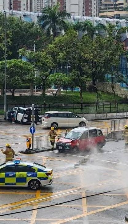 fb「突發馬路車cam大全」圖片 fb「突發馬路車cam大全」圖片