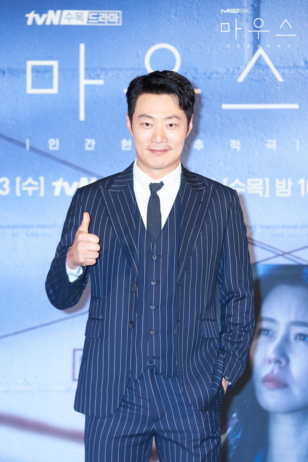 李熙俊同樣是《波哥大》主演之一。