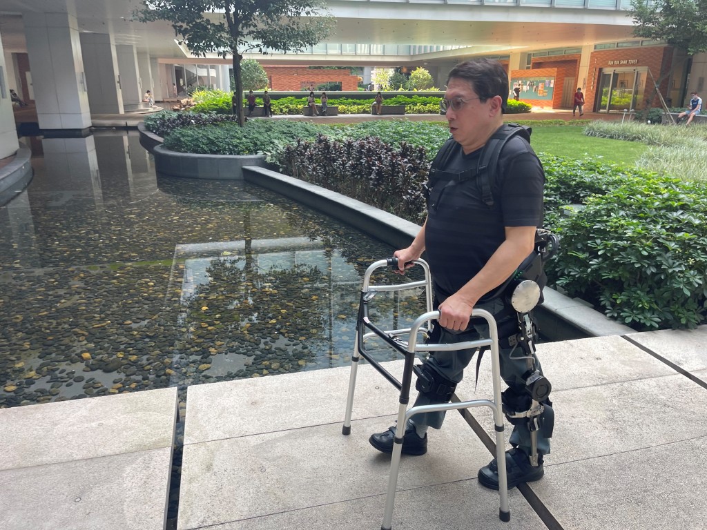 為推動社會關注脊髓損傷患者，港大醫學院將舉行機械腳接力賽，「包山王」黎志偉與三名傷健人士將參賽。港大圖片
