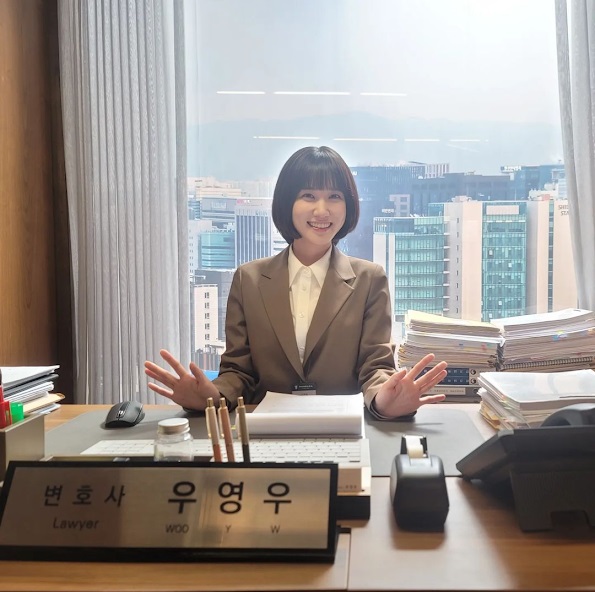 朴恩斌表示若接拍《非常律師禹英禑》第二季,自覺需要更多的決心。