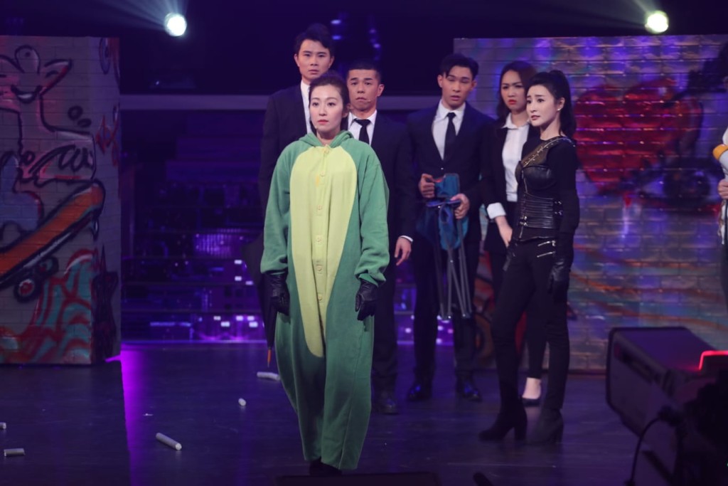 林夏薇與陳自瑤大騷演技。