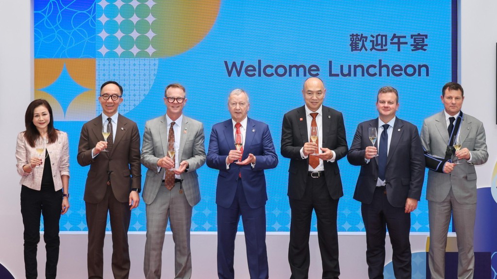 香港賽馬會行政總裁應家柏宴請2026香港國際公益慈善論壇講者