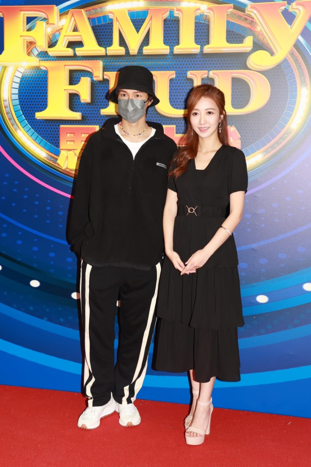 胡鴻鈞和何依婷為劇集宣傳,現身《思家大戰》節目。