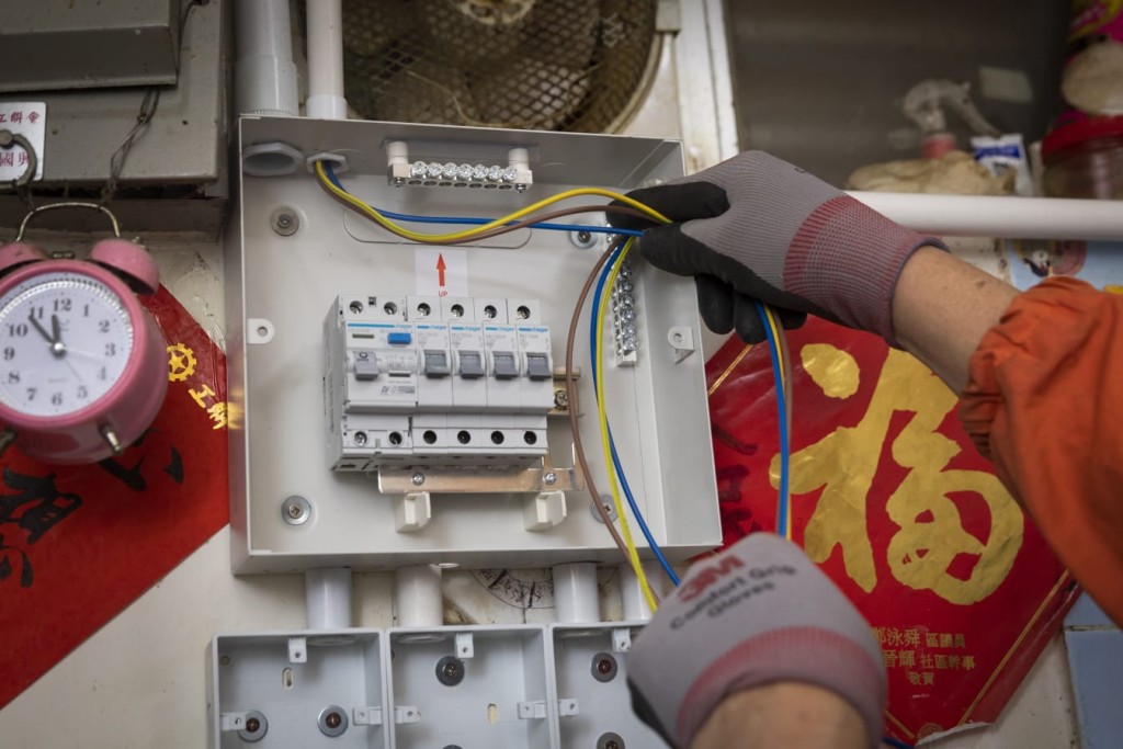 郭振华指针对大型停电事故的罚款机制，对日后稳定电力供应有很大帮助。资料图片