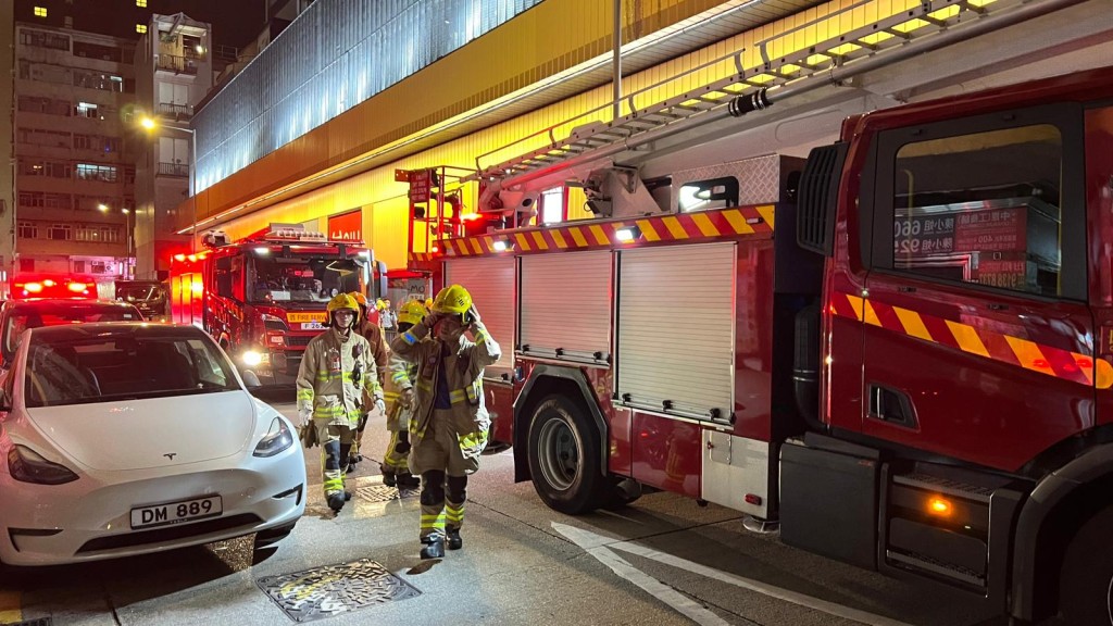 消防接報到場後將火救熄。黎志偉攝