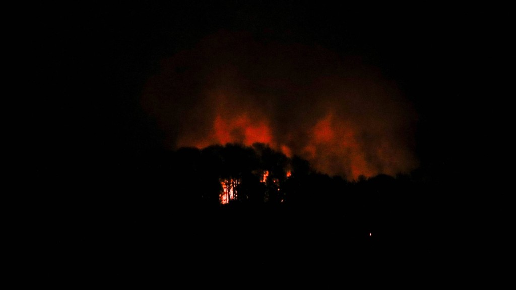 委內瑞拉遭美軍空襲畫面。 路透社