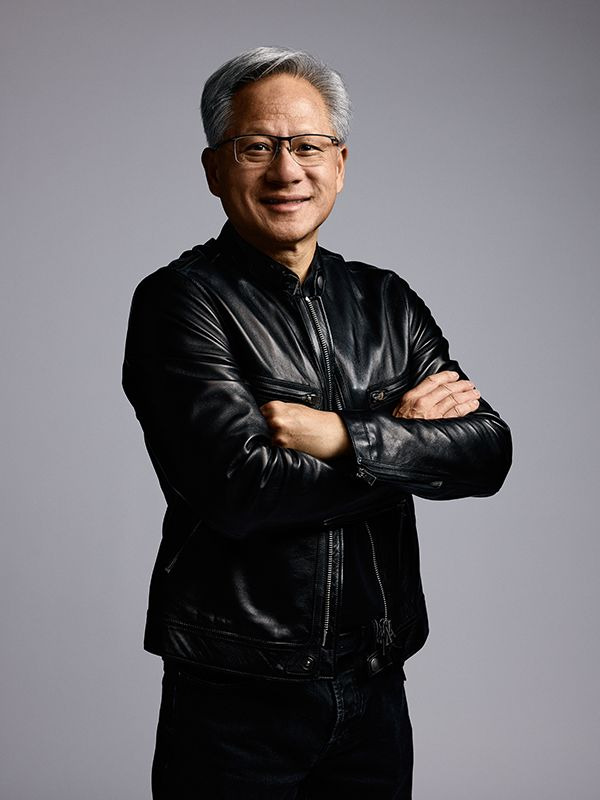 黃仁勛酷愛黑色皮䄛。Instagram@nvidia