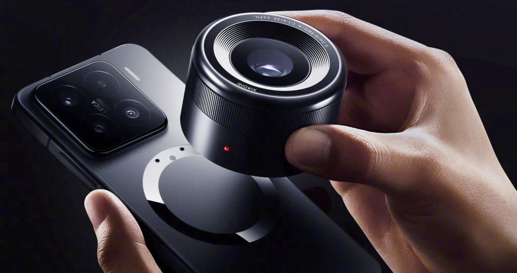 小米在年初MWC展出即插即用的M43镜头模组。 小米在年初MWC展出即插即用的M43镜头模组。