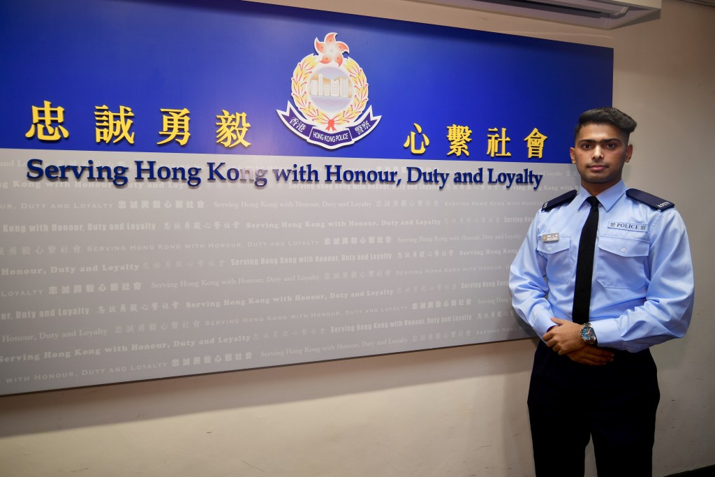 年仅21岁巴基斯坦裔辅警警员穆斯曼（Usman）。欧乐年摄