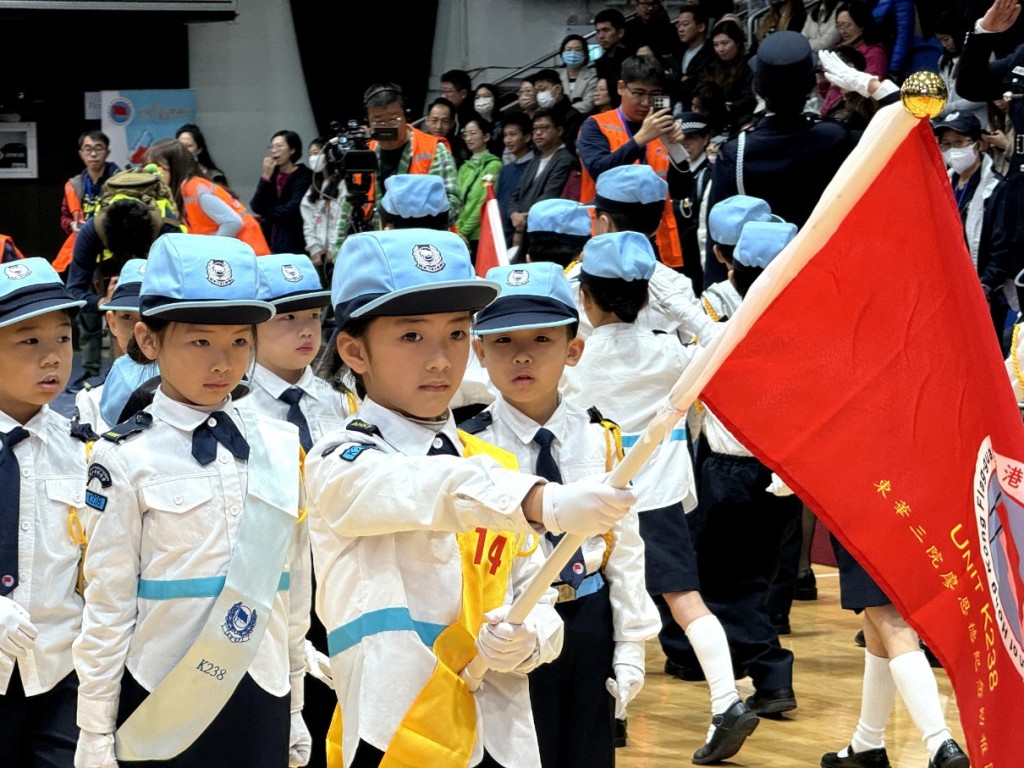 活動期間舉行升旗、步操和檢閱禮儀式，檢閱過去一年升旗隊幼兒隊伍成果。