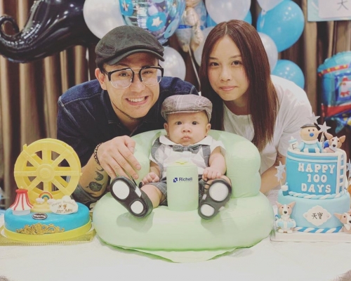 Steven在IG上載與未婚妻雯雯及兒子天寶的照片，兒子早前更已擺百日宴。　張致恆IG