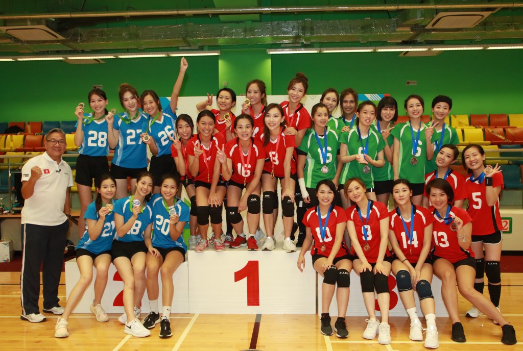 排球金牌战，最后由红A队胜出。