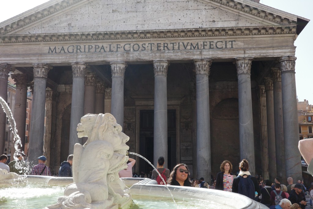 萬神殿建於古羅馬帝國哈德良皇帝時期，以圓頂頂部的「天眼」（oculus）聞名。路透社