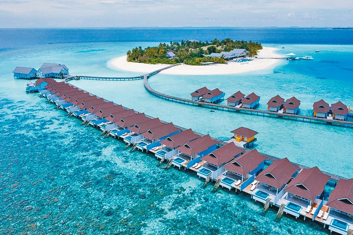 The Standard, Huruvalhi Maldives設有一百一十五幢水上別墅。