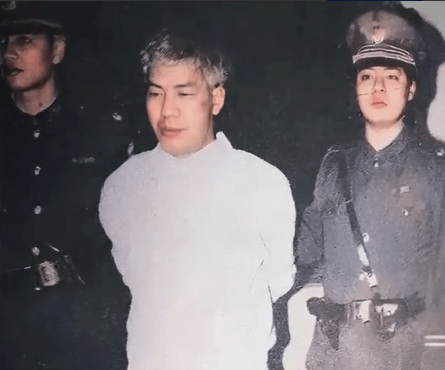 廣州雨夜屠夫羅樹標案,被內地傳媒稱之為有史以來殘忍程度最高,手段最惡劣的連環殺人案。 廣州雨夜屠夫羅樹標案,被內地傳媒稱之為有史以來殘忍程度最高,手段最惡劣的連環殺人案。