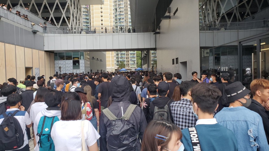 學生不滿校方回應