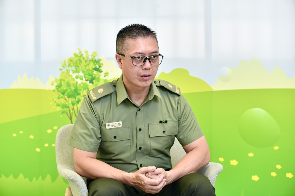 懲教署監督(職業訓練)何大政表示,懲教署提供的職業訓練課程以「市場導向」為原則,緊貼香港人力資源需求。盧江球攝 懲教署監督(職業訓練)何大政表示,懲教署提供的職業訓練課程以「市場導向」為原則,緊貼香港人力資源需求。盧江球攝