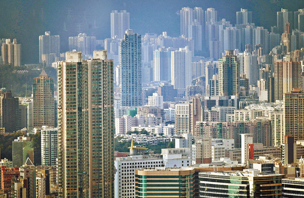 1500萬元或以下的住宅物業重新引入七成按揭,大大減輕首置及換樓人士的首期負擔。