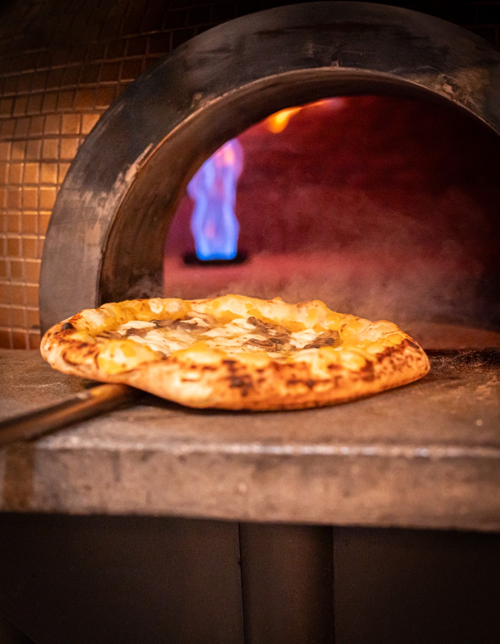 Little Napoli設有拿坡里經典的石窯烤爐，每款薄餅都新鮮即製。