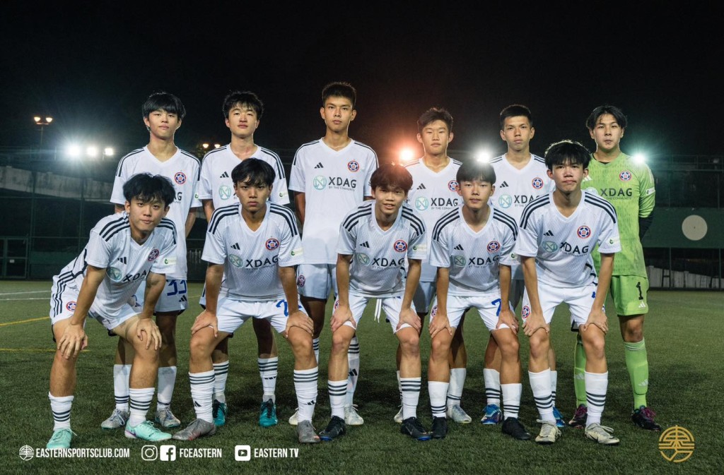 东方U18勇夺超青联U18组别冠军。 东方足球队图片